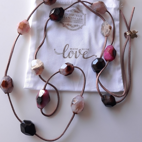 Jewelry - Picture 3 of 3